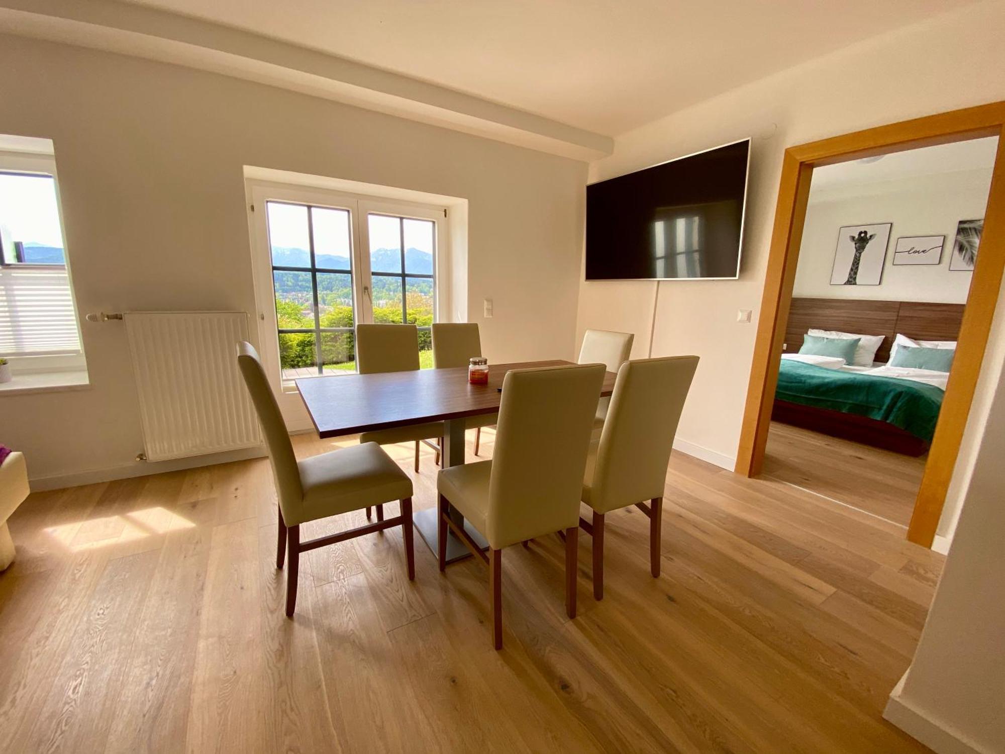 Haus Aussicht - Ferienwohnungen Velden Фельден-ам-Вёртер-Зе Номер фото